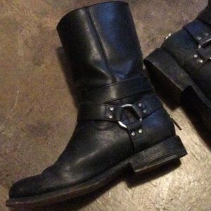 Frye back zip short boots